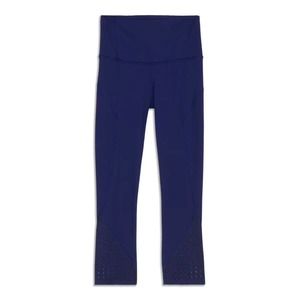 Lululemon Anew Crop (21") Hero Blue size 2 leggings
